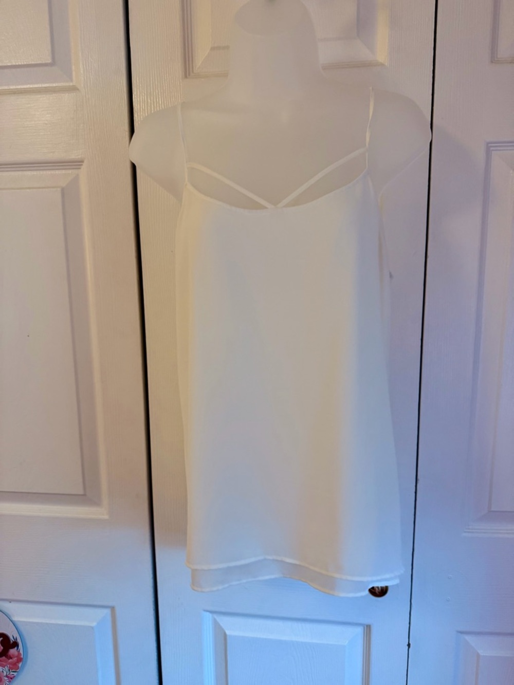 Tildon Cream Strappy chiffon camisole with adjustable straps